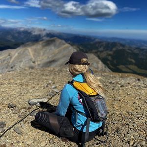 Meet your Posher, Abi